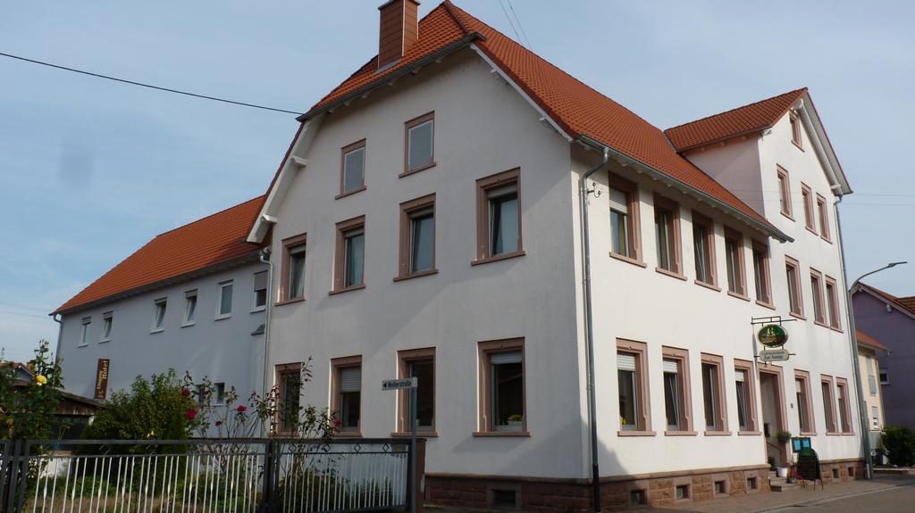 Landgasthof Zur Sonne I Hotel & Restaurant Neuburg am Rhein Eksteriør billede